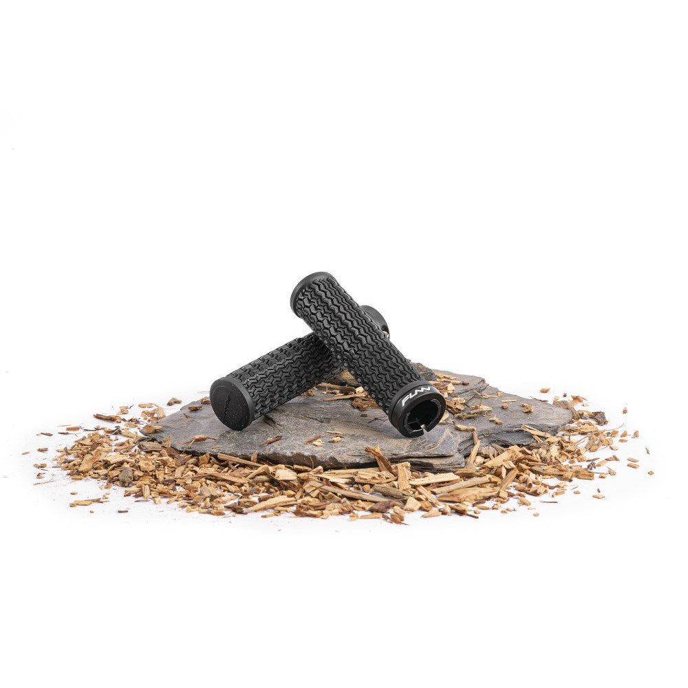 FUNN Grips - Holeshot - One Sided Lock - Triple Fin - 30.5mm - Grey