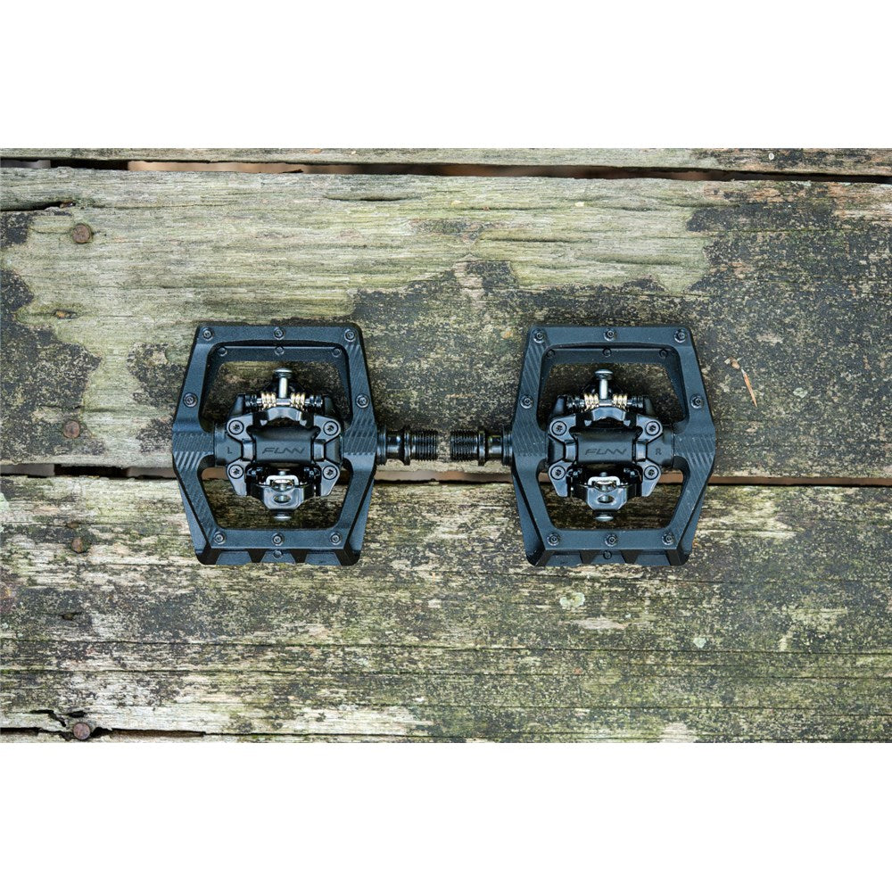 FUNN Pedal - Ripper V2 - Float Engagement SPD Compatible Clipless Pedals - Double Sided - Black