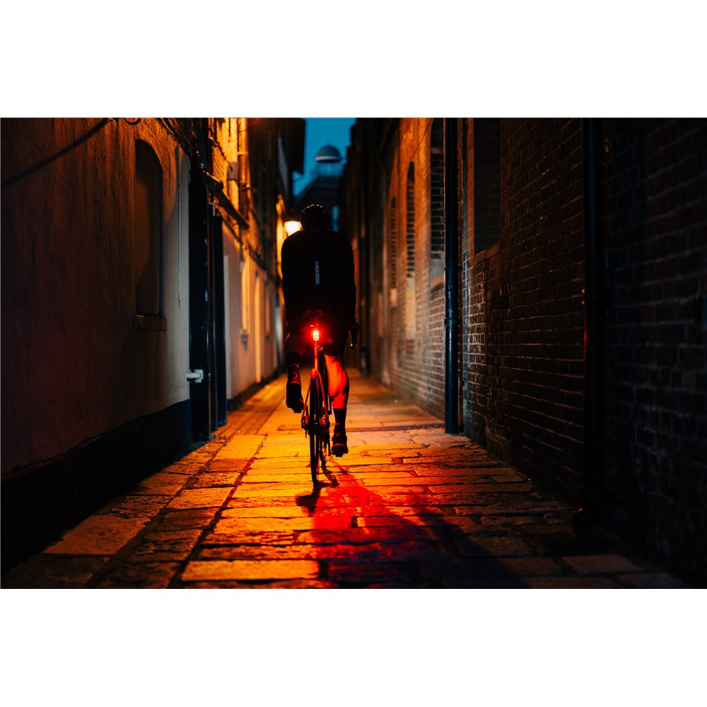MAGICSHINE Rear Light - SeeMee 300 - Smart Motion Sensor - OptiTracing - USB Charge - IPX6