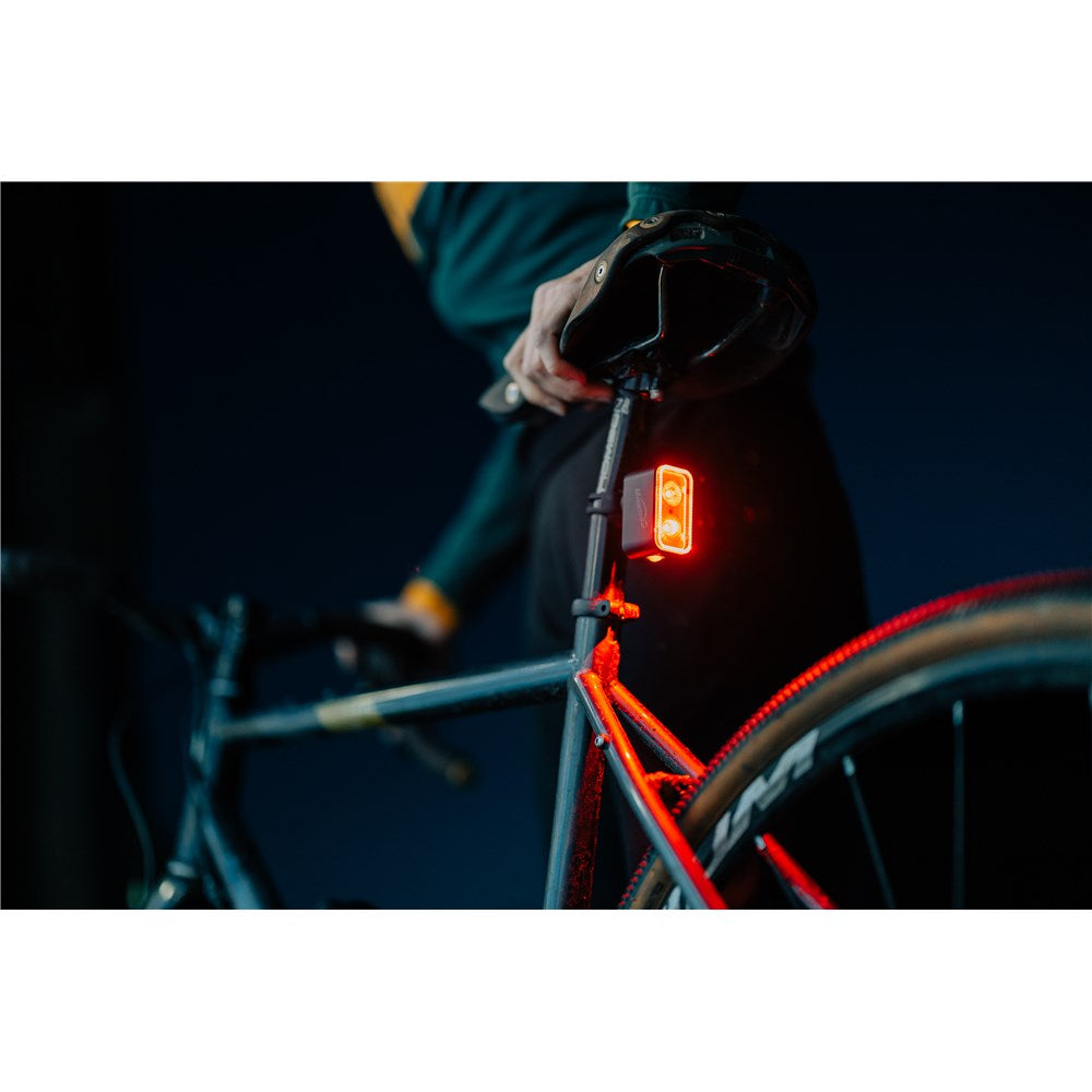 MAGICSHINE Rear Light - SeeMee 300 - Smart Motion Sensor - OptiTracing - USB Charge - IPX6
